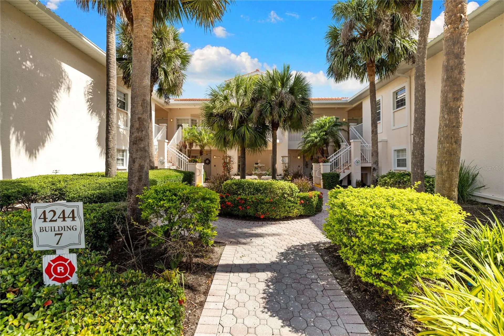 4244 Central Sarasota Parkway Sarasota FL 34238