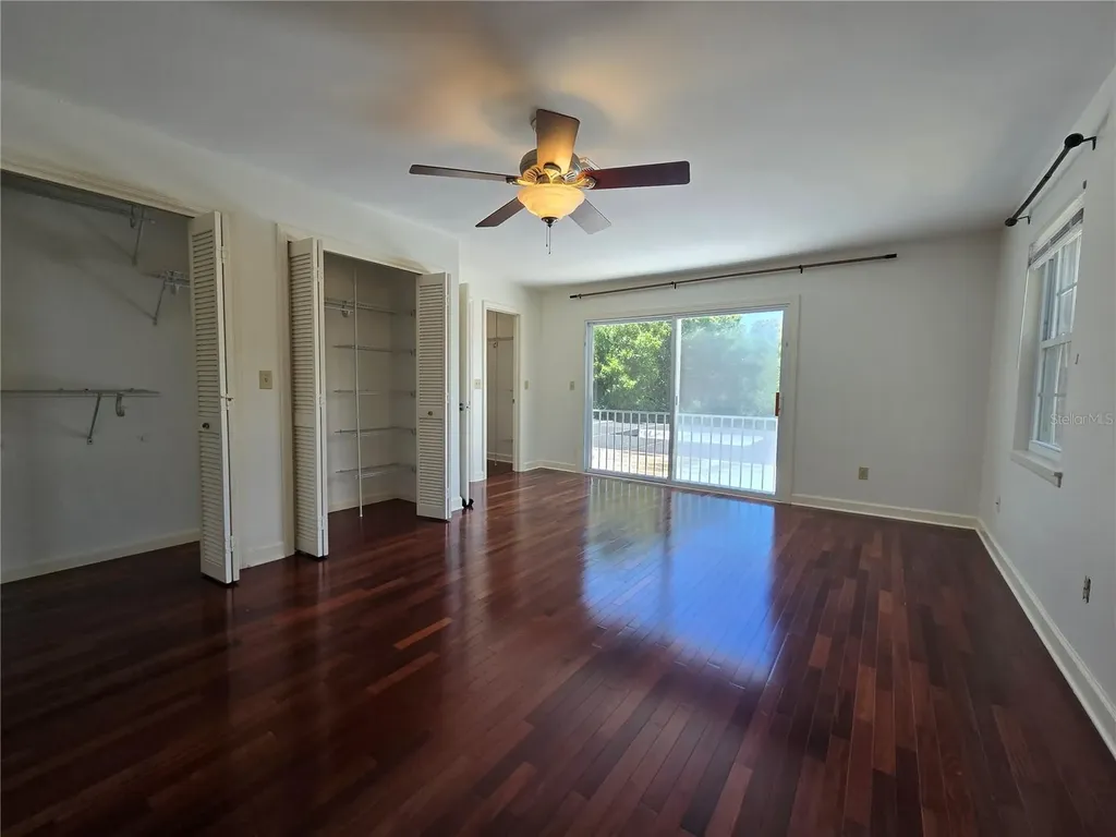 300 Cypress Creek Circle Oldsmar FL 34677