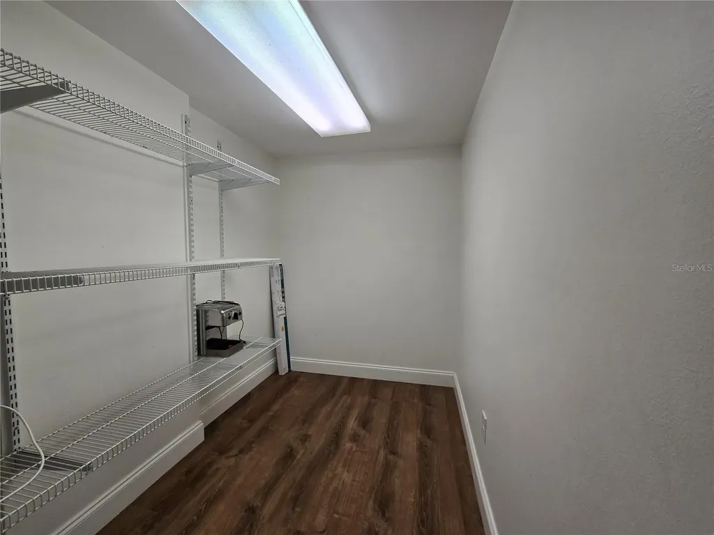 300 Cypress Creek Circle Oldsmar FL 34677