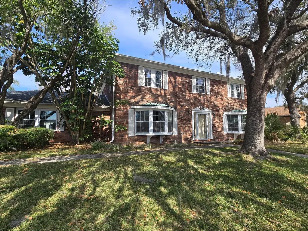 300 Cypress Creek Circle Oldsmar FL 34677