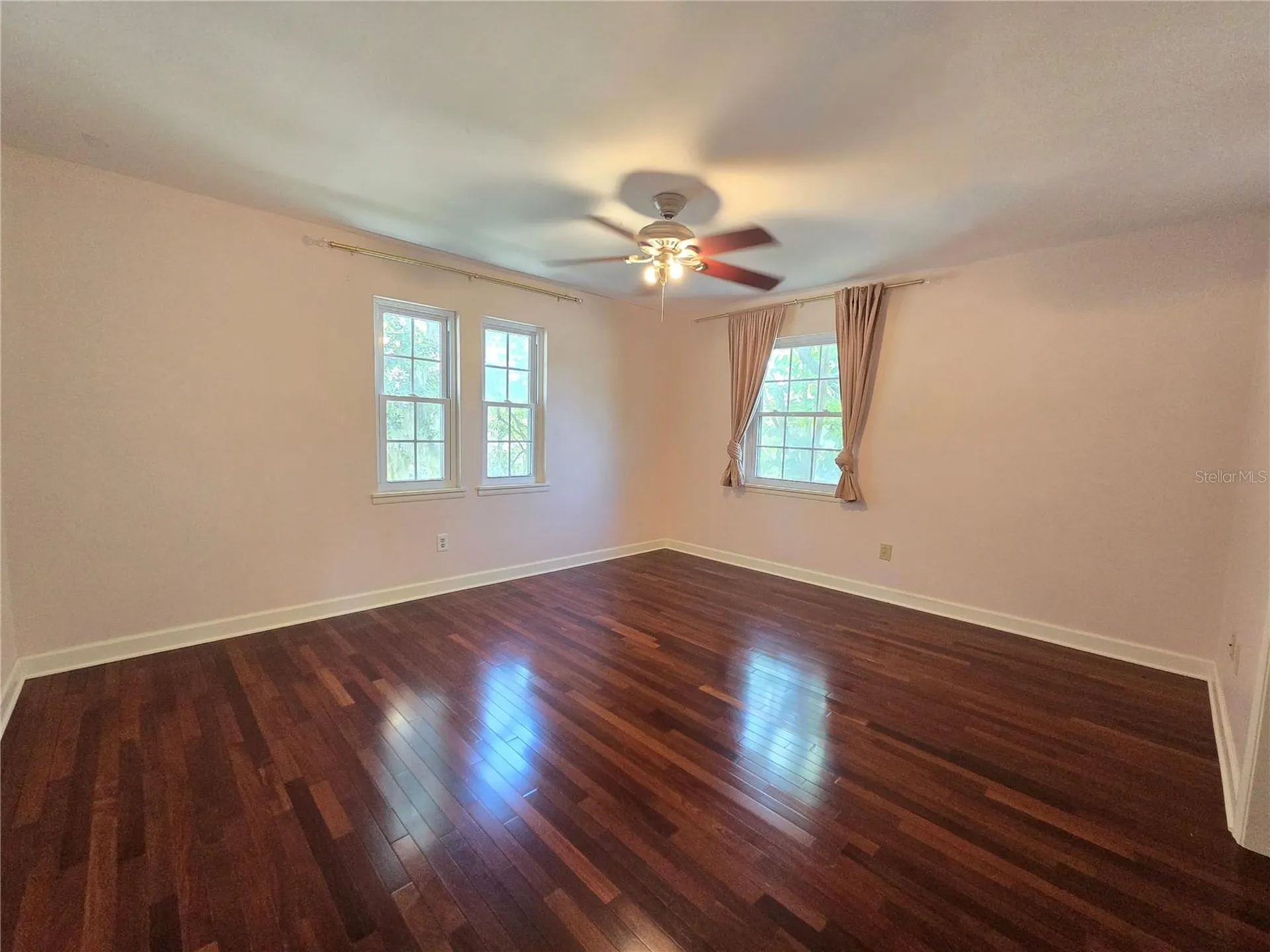 300 Cypress Creek Circle Oldsmar FL 34677