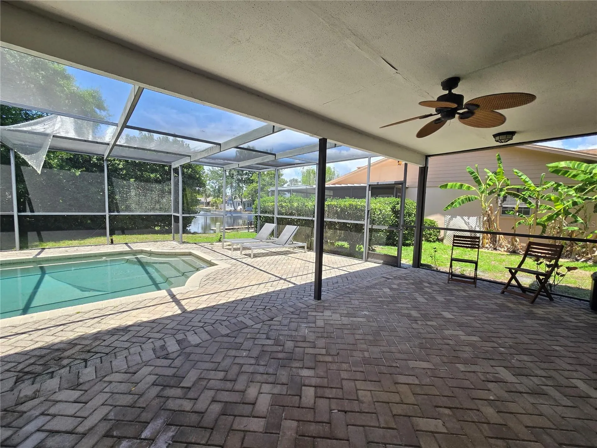 300 Cypress Creek Circle Oldsmar FL 34677