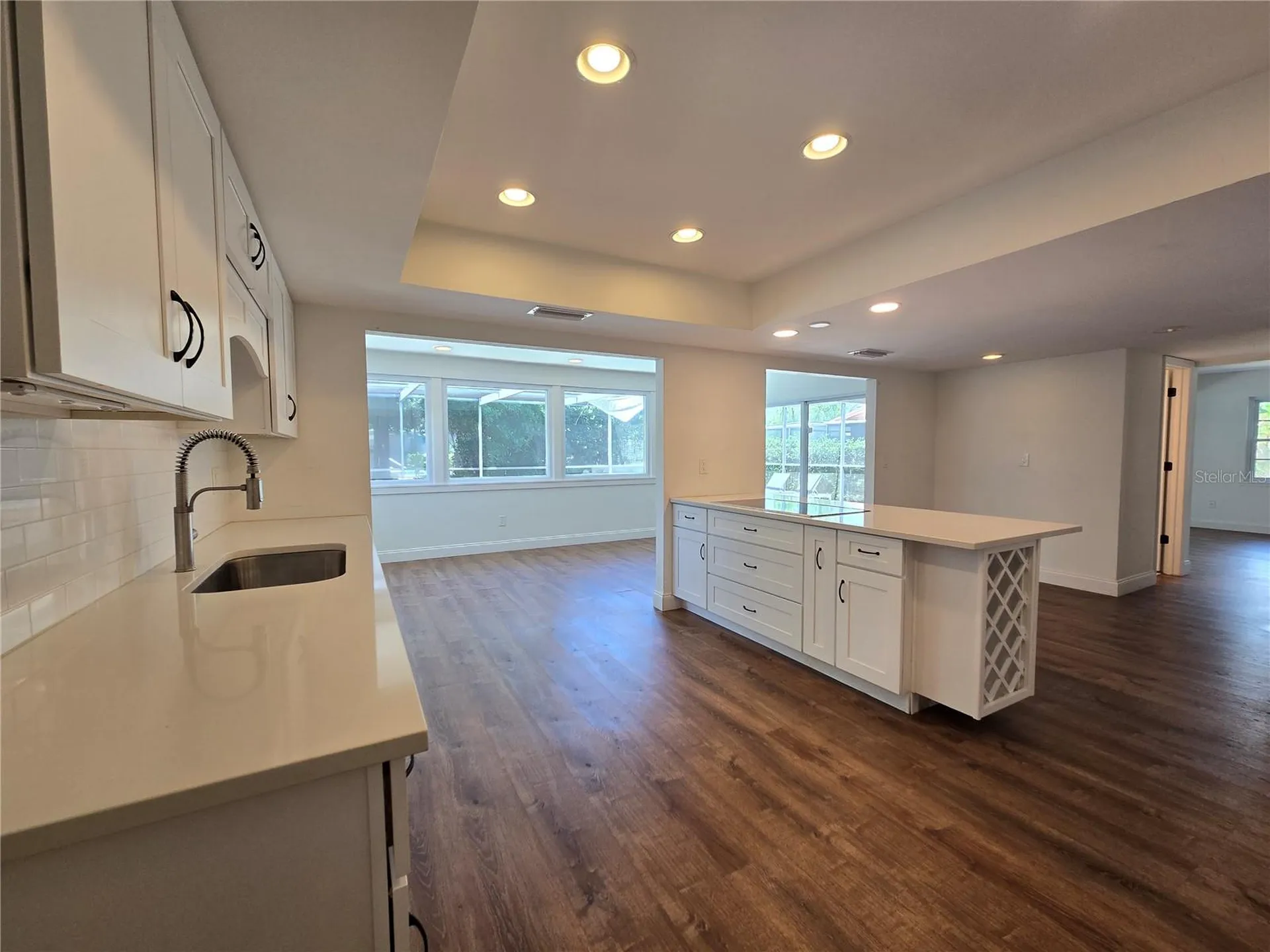 300 Cypress Creek Circle Oldsmar FL 34677