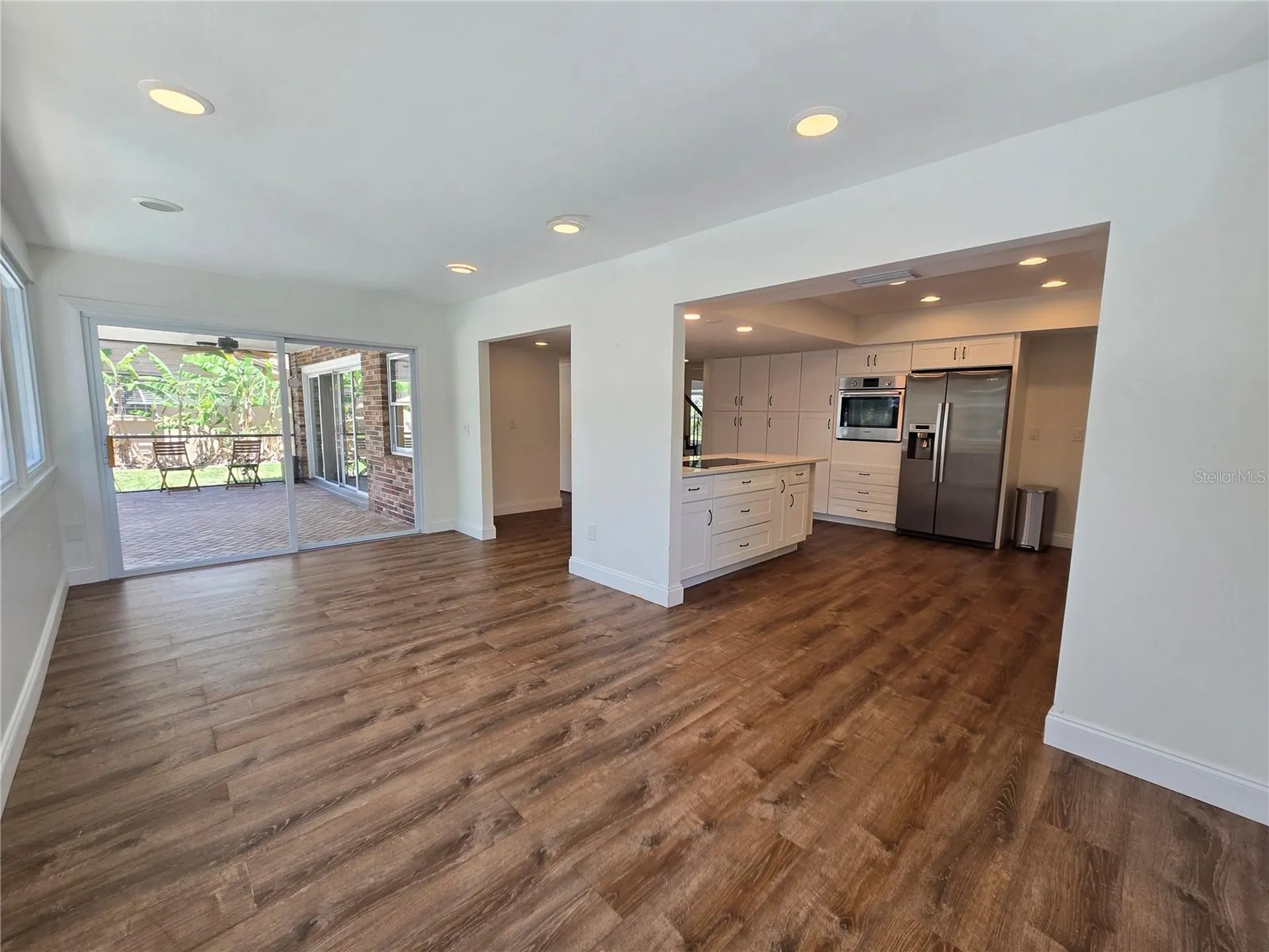 300 Cypress Creek Circle Oldsmar FL 34677
