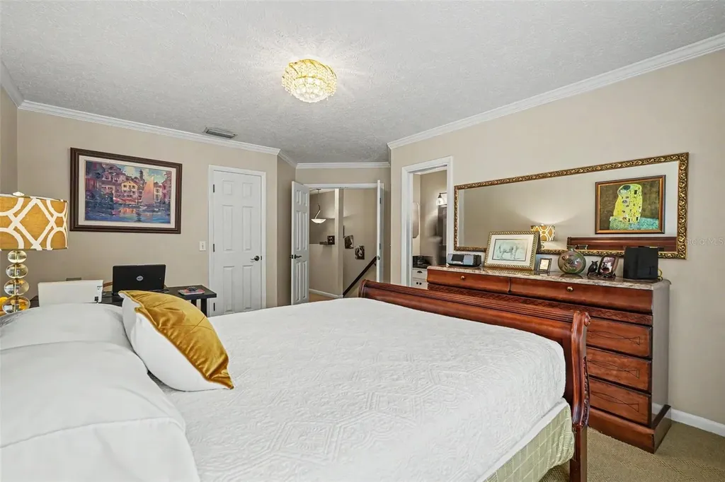 3053 S Concordia Avenue Tampa FL 33629