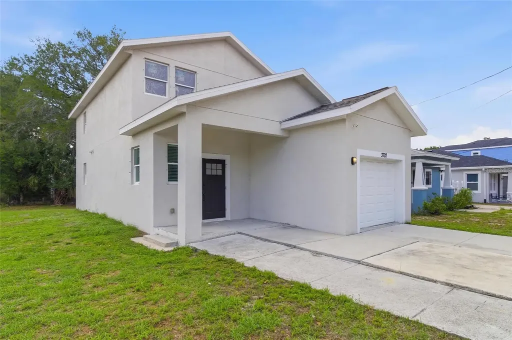 3702 Wiggins Leaf Street Tampa FL 33619