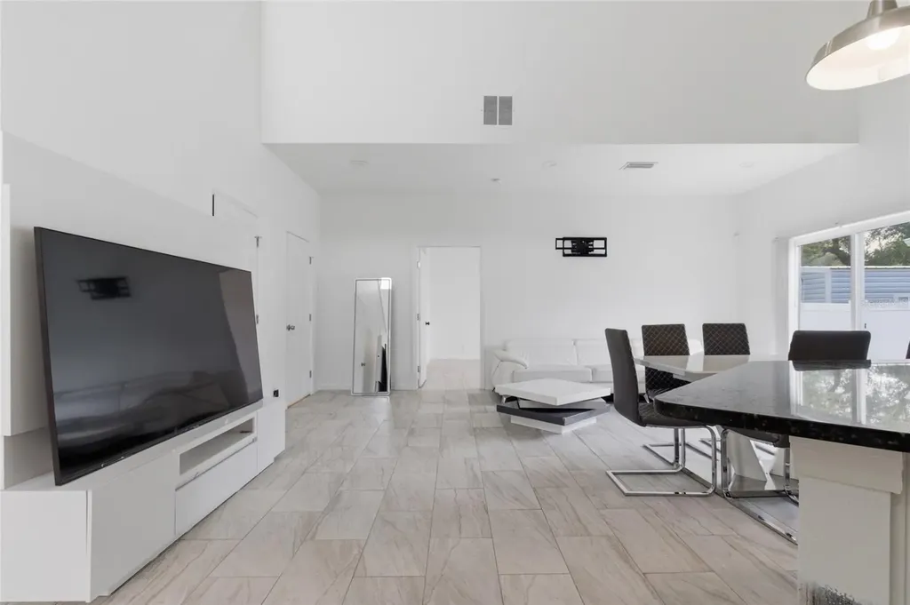 3702 Wiggins Leaf Street Tampa FL 33619