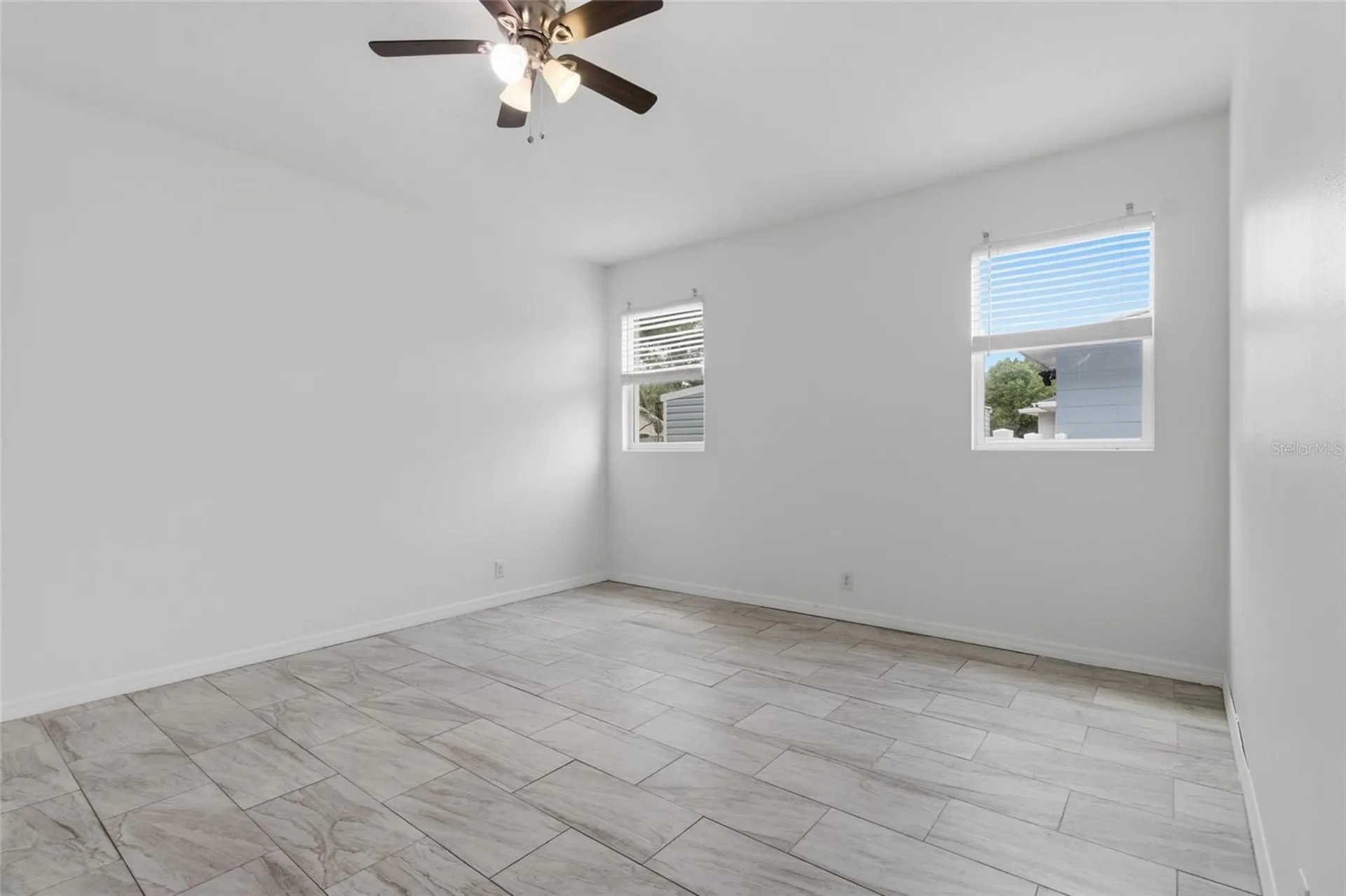 3702 Wiggins Leaf Street Tampa FL 33619