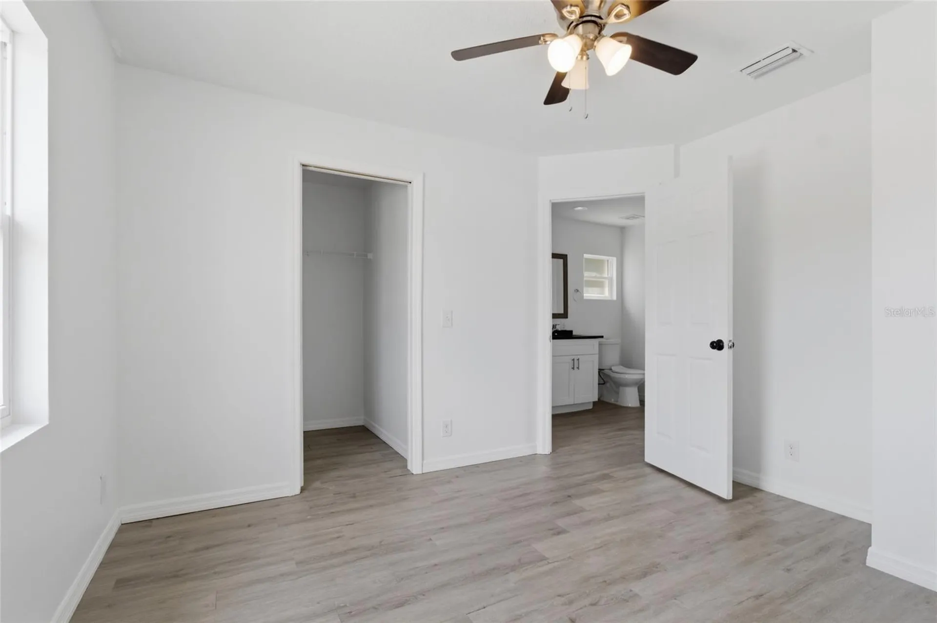 3702 Wiggins Leaf Street Tampa FL 33619
