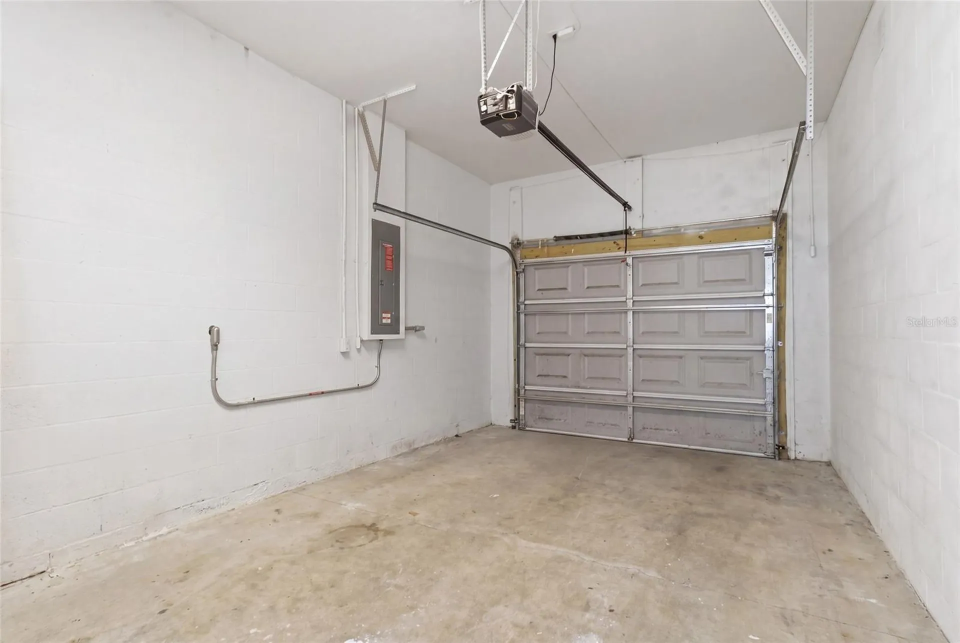 3702 Wiggins Leaf Street Tampa FL 33619