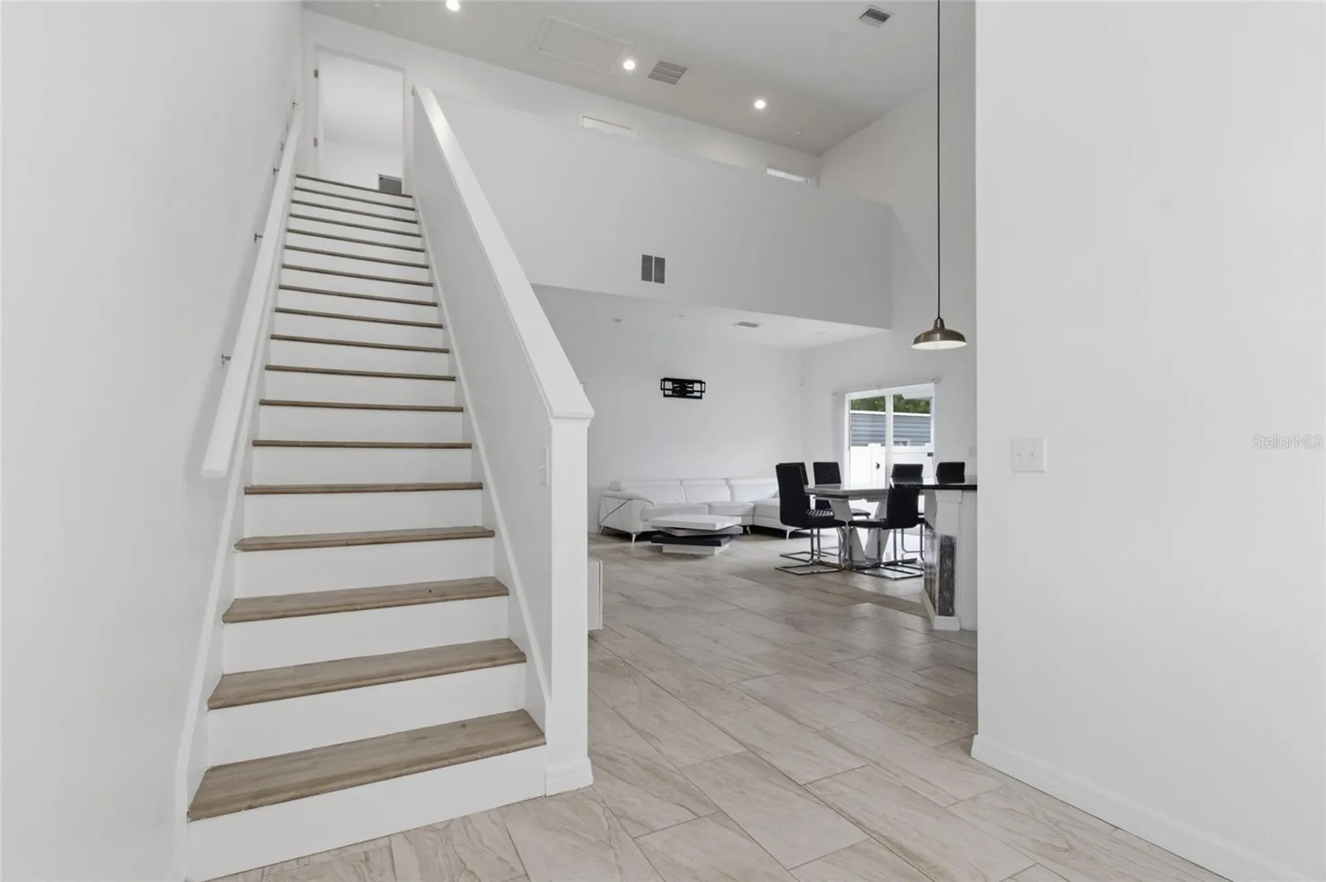 3702 Wiggins Leaf Street Tampa FL 33619