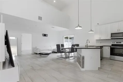 3702 Wiggins Leaf Street Tampa FL 33619