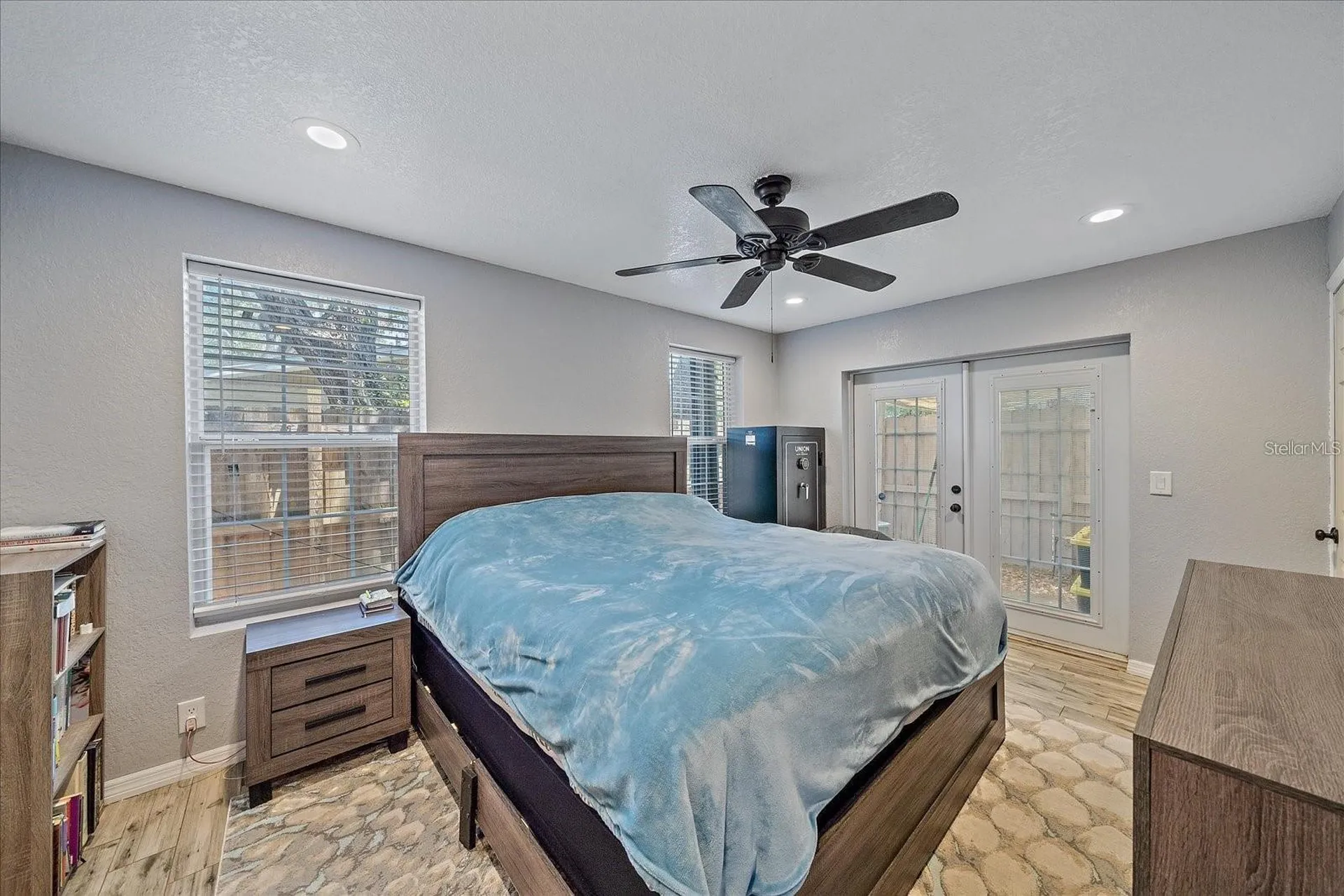 3281 8th Street Sarasota FL 34237