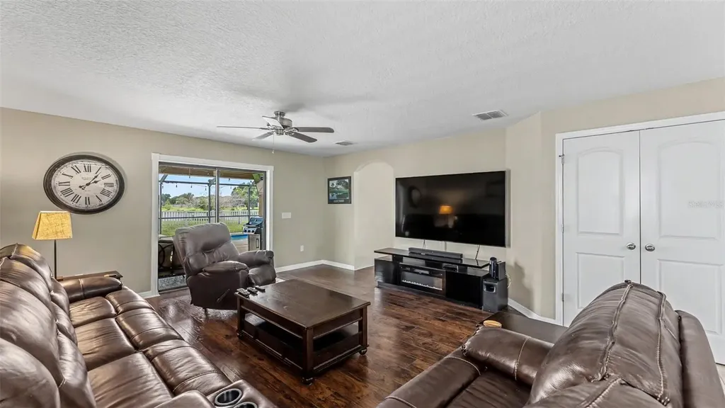 2121 Geneva Drive Lakeland FL 33805
