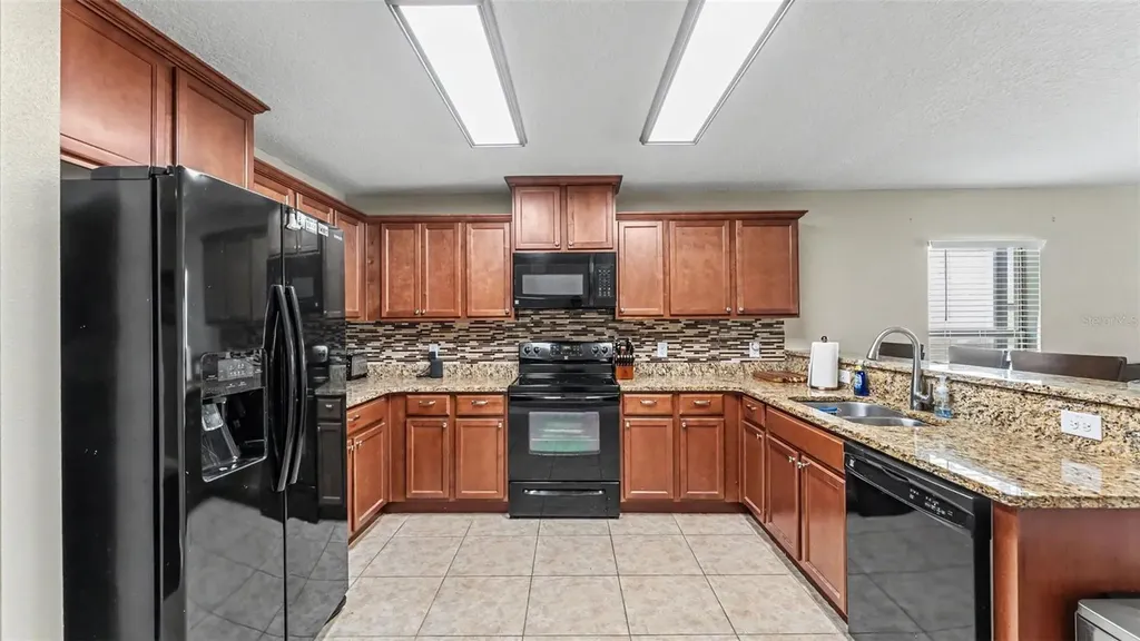 2121 Geneva Drive Lakeland FL 33805