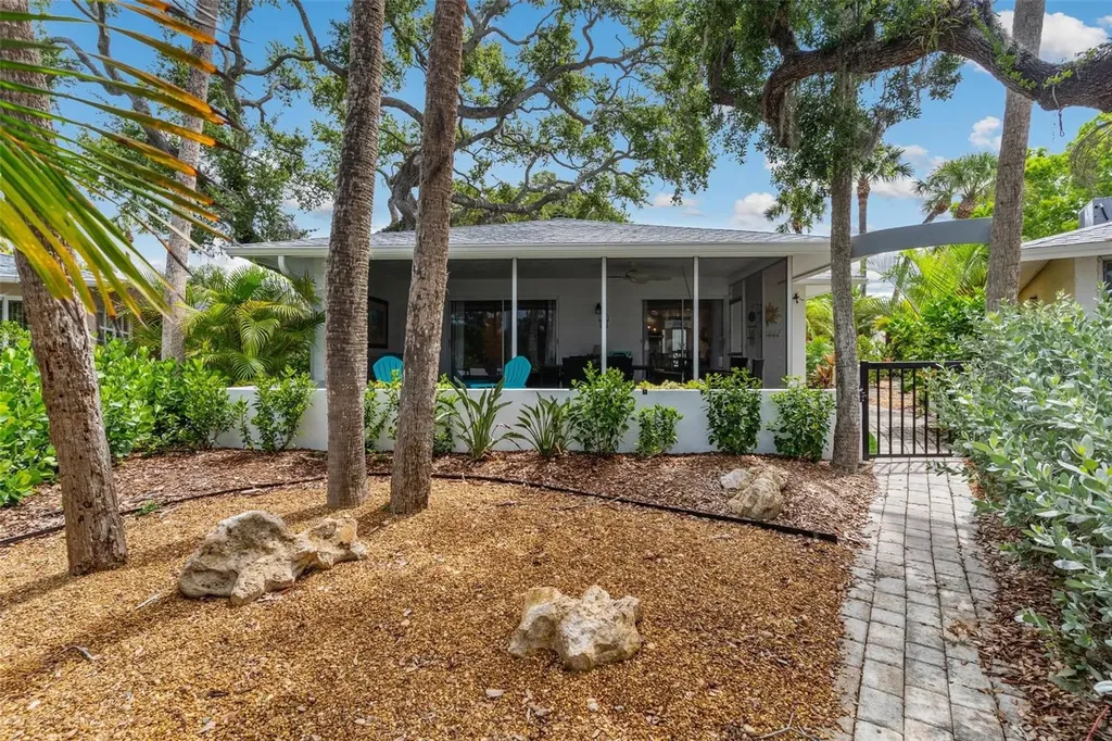 1229 Moonmist Circle Sarasota FL 34242