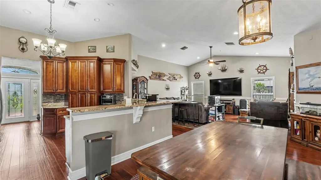 36225 Oak Knoll Loop Dade City FL 33525