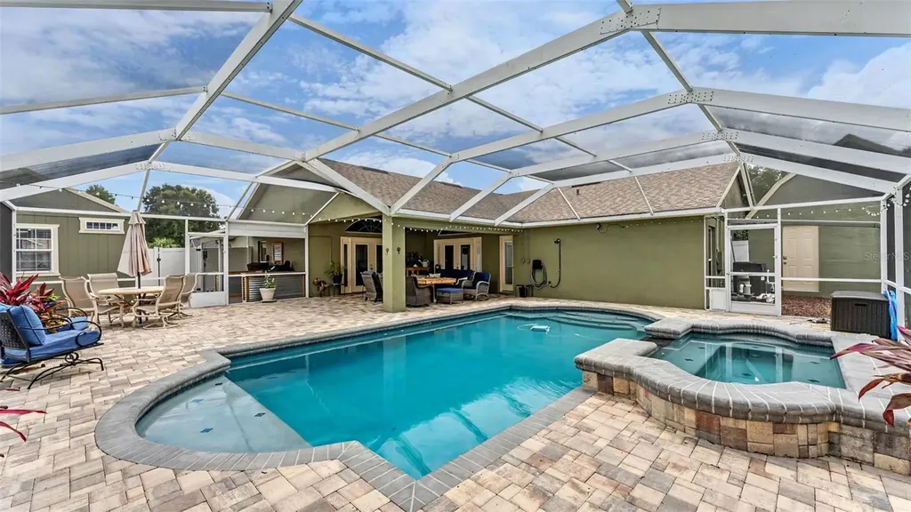 36225 Oak Knoll Loop Dade City FL 33525