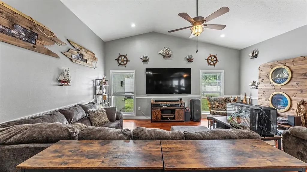 36225 Oak Knoll Loop Dade City FL 33525