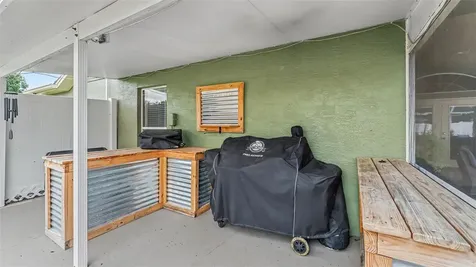 36225 Oak Knoll Loop Dade City FL 33525