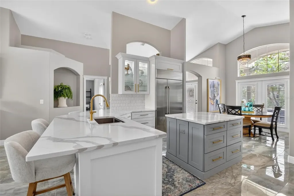 16525 Bridgewalk Drive Lithia FL 33547