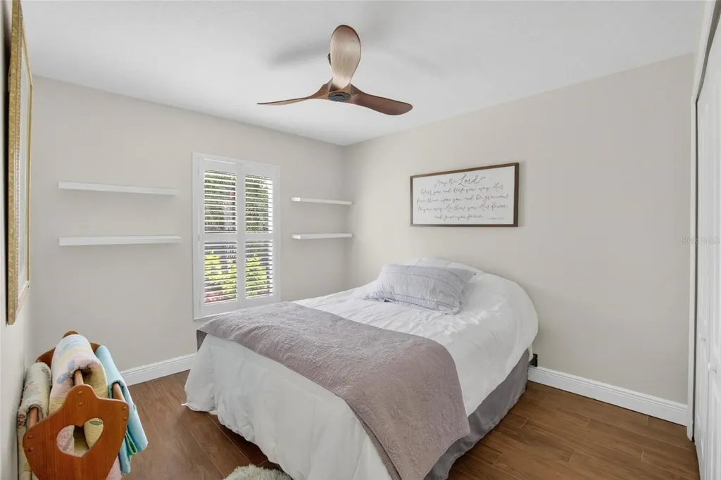 16525 Bridgewalk Drive Lithia FL 33547