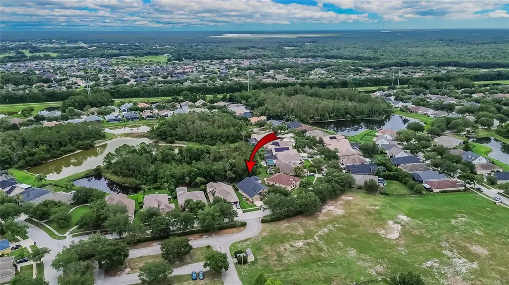 16525 Bridgewalk Drive Lithia FL 33547