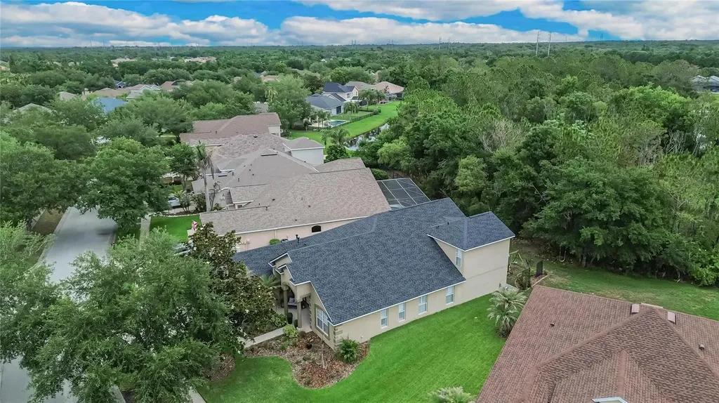 16525 Bridgewalk Drive Lithia FL 33547