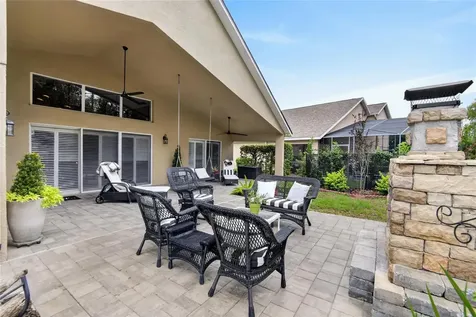 16525 Bridgewalk Drive Lithia FL 33547