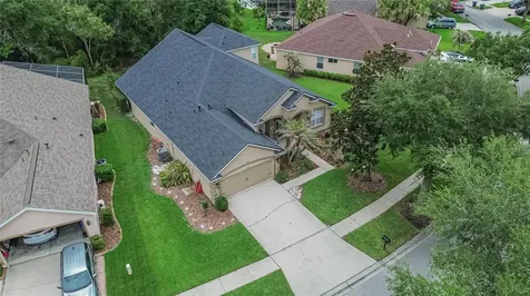 16525 Bridgewalk Drive Lithia FL 33547