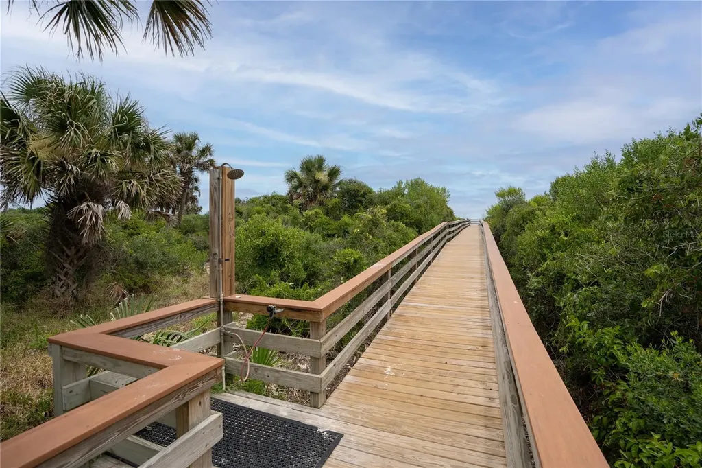 20 Los Lagos Palm Coast FL 32137