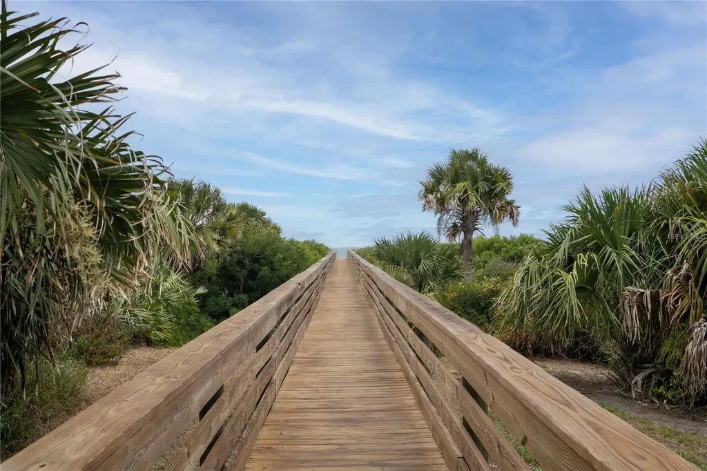 20 Los Lagos Palm Coast FL 32137