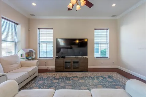 1608 Hanks Avenue Orlando FL 32814