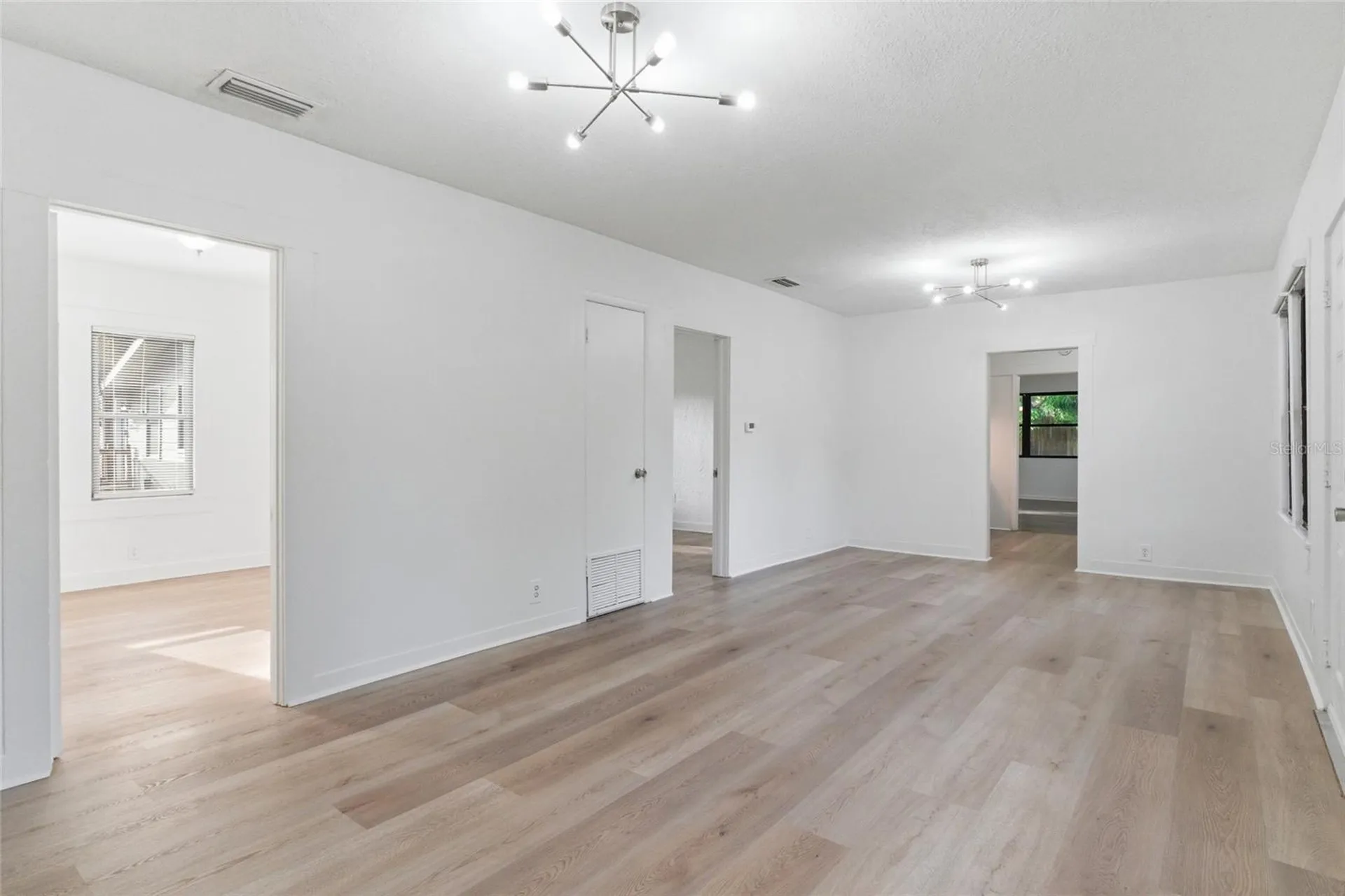 2206 Page Avenue Orlando FL 32806