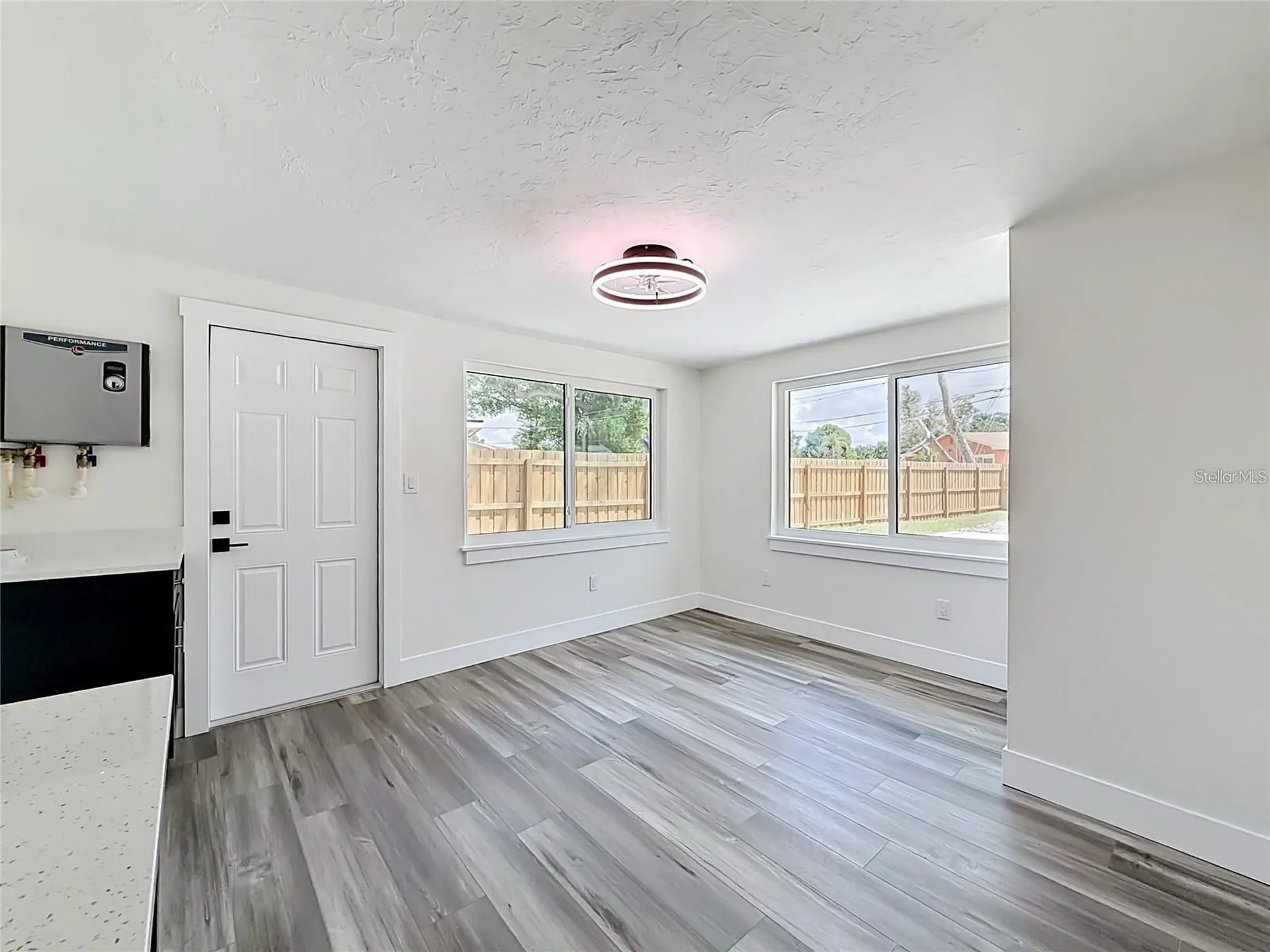 2335 Murilla Way S St Petersburg FL 33712