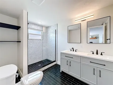 2335 Murilla Way S St Petersburg FL 33712