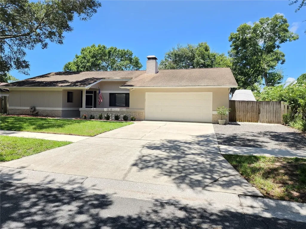 3104 Clovewood Place Seffner FL 33584