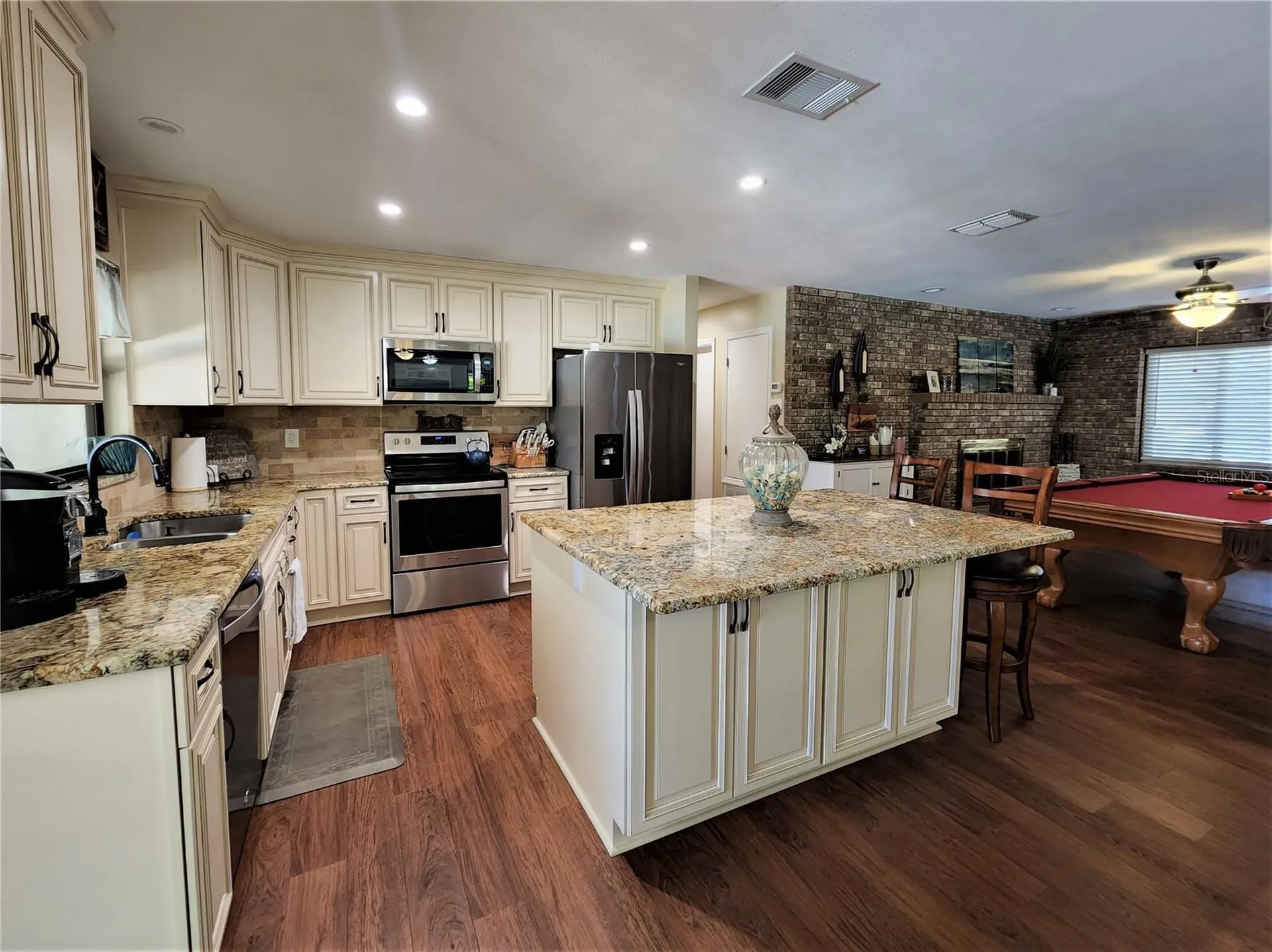 3104 Clovewood Place Seffner FL 33584