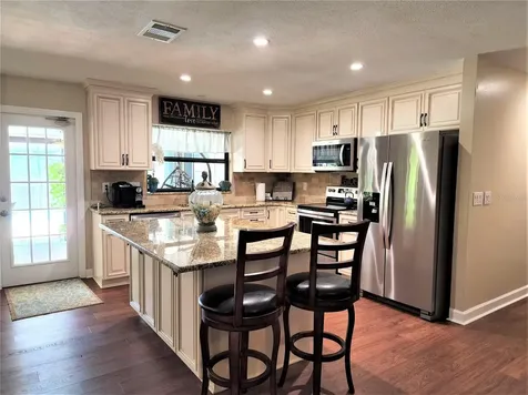 3104 Clovewood Place Seffner FL 33584