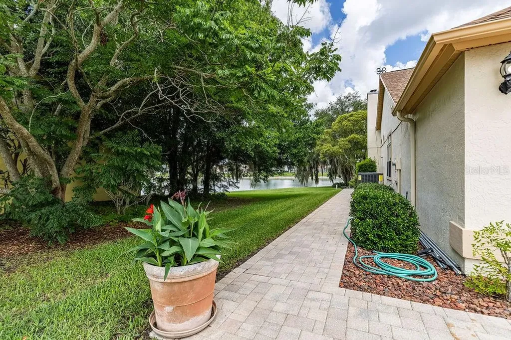 1013 La Mesa Lane The Villages FL 32159