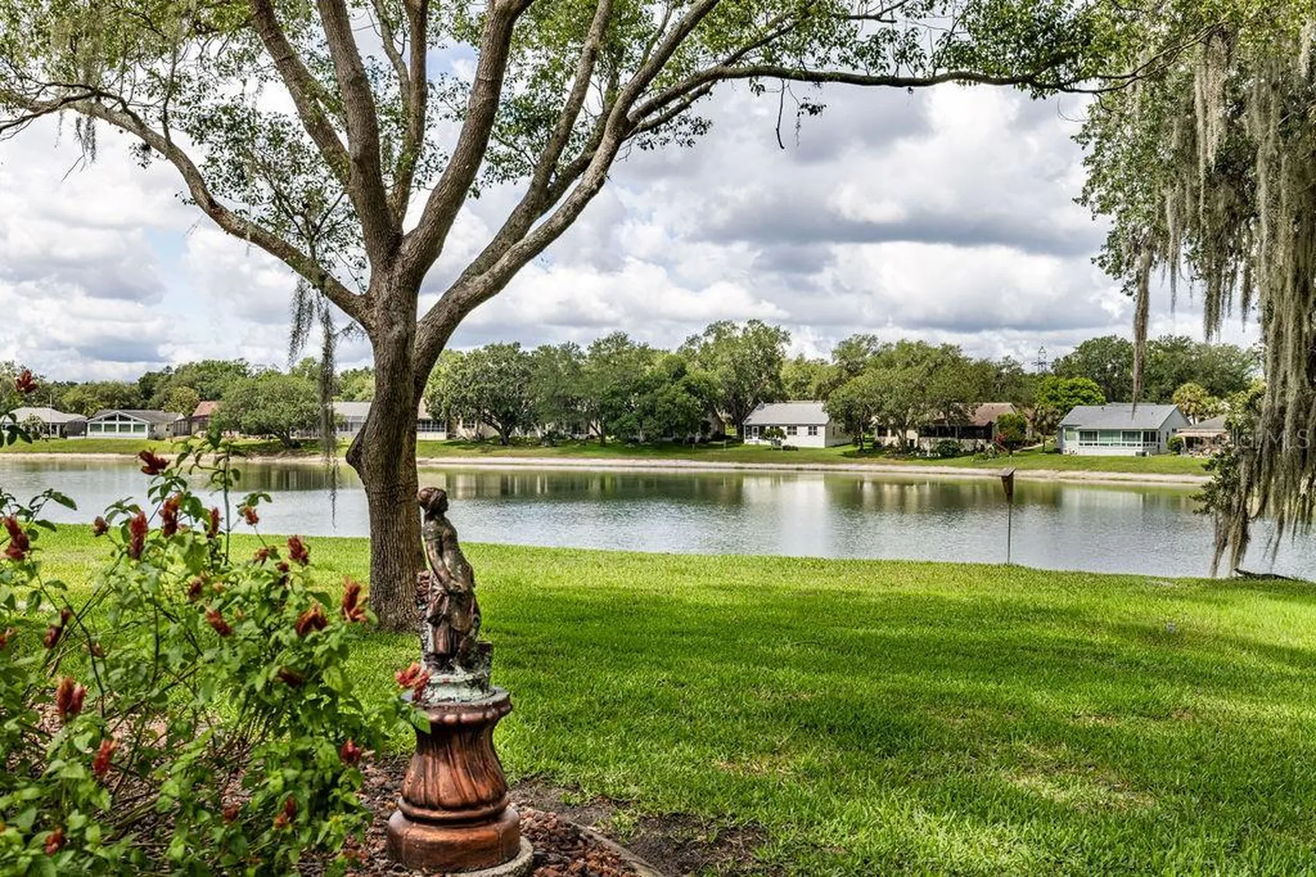 1013 La Mesa Lane The Villages FL 32159