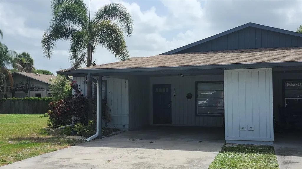 4007 78th Street W Bradenton FL 34209