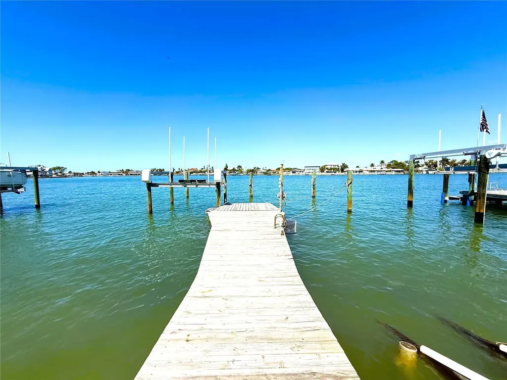 468 20th Avenue Indian Rocks Beach FL 33785