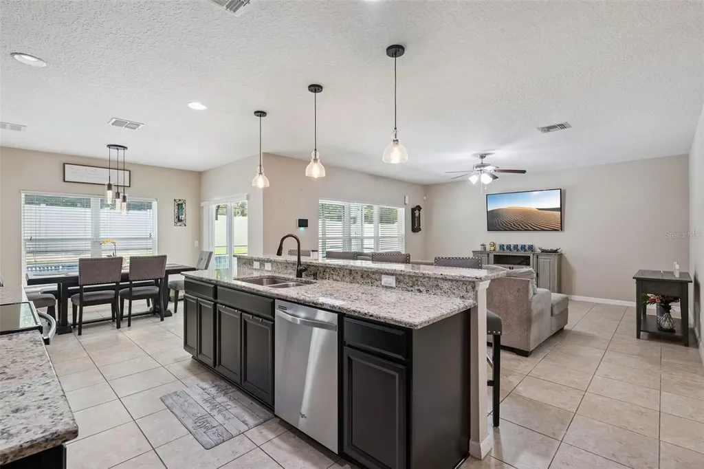 14025 Lonecreek Avenue Orlando FL 32828