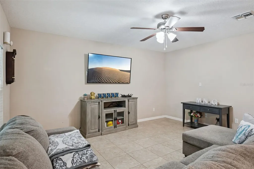 14025 Lonecreek Avenue Orlando FL 32828