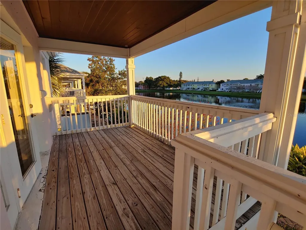 184 Pompano Drive SE St Petersburg FL 33705