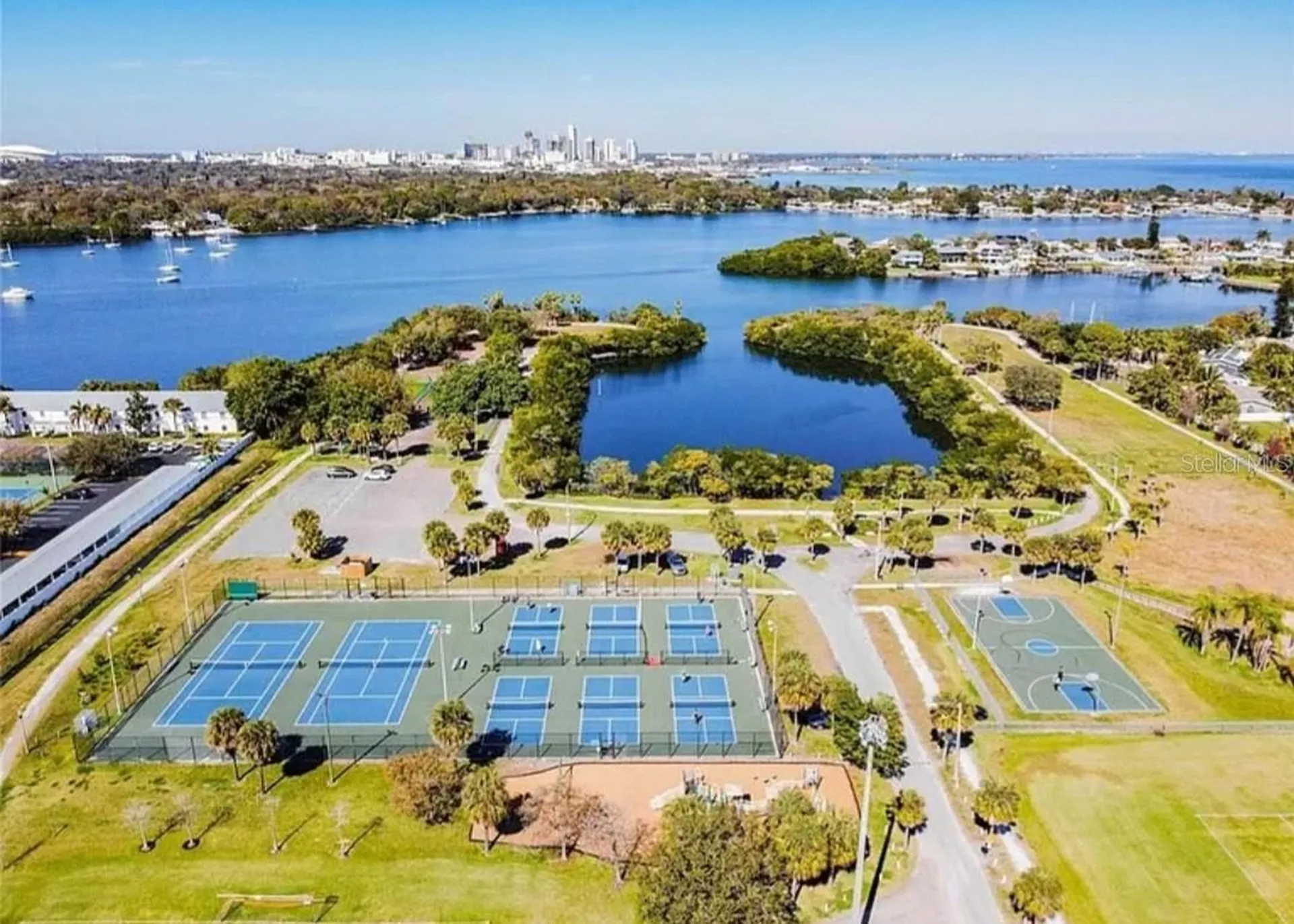 184 Pompano Drive SE St Petersburg FL 33705