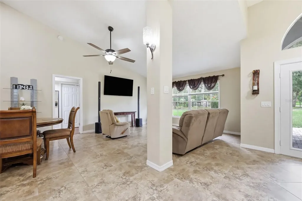 5956 W Green Acres Street Homosassa FL 34446