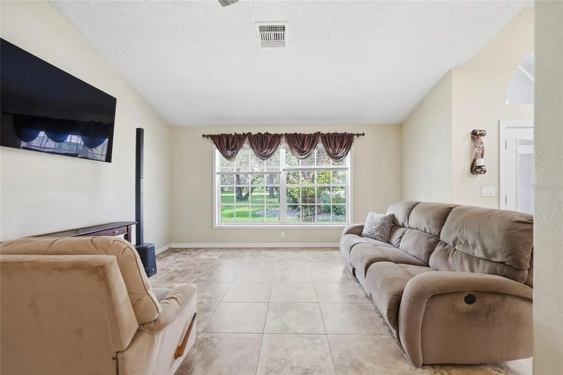 5956 W Green Acres Street Homosassa FL 34446