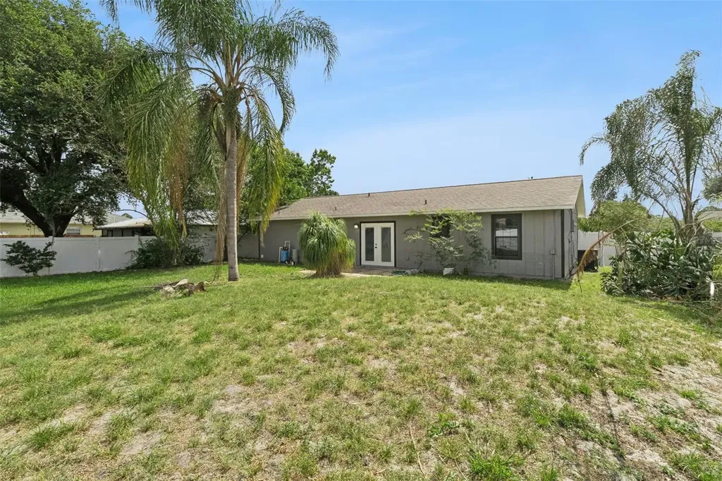 682 De Groodt Road SW Palm Bay FL 32908